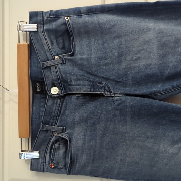 Hudson Blue Jeans - Picture 2 of 8